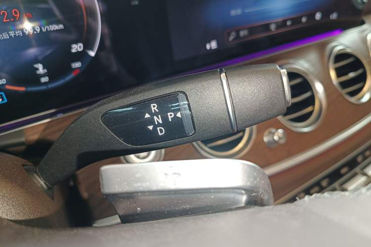 Used Mercedes-Benz E-Class 2023 Updated E 300 L Fashion Edition
