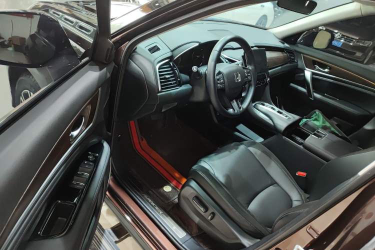 Used Honda Avancier 2017 370TURBO 2WD Luxury Edition Driver Seat