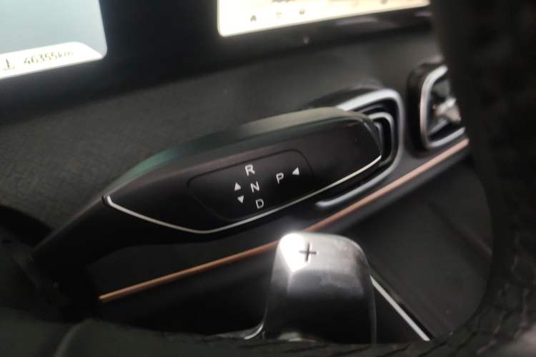 Used Chery Tiggo 9 2023 2.0T Dual-Clutch Two-Wheel Drive Leading Edition 5 Seats
