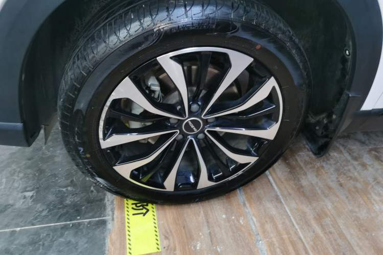 Used Roewe RX5 MAX 2021 Supreme Series 300TGI Automatic Luxury Cabin Edition
