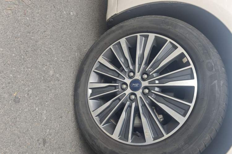 Used Ford Mondeo 2017 2.0L HEV ZhiZun Flagship Version