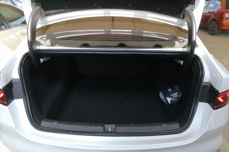 Used BYD Qin PLUS 2024 HONOR Edition DM-i 55KM Leading Model