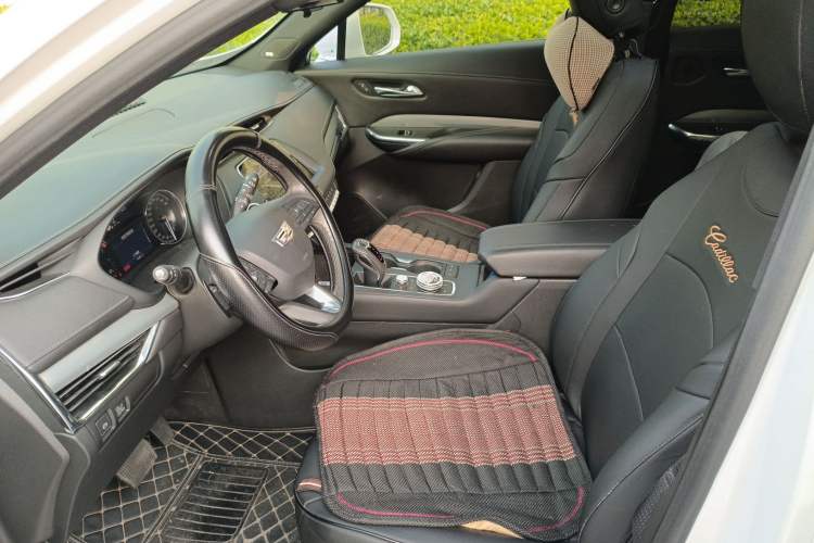 Used Cadillac XT4 2018 28T Two-Wheel Drive Leading Version
