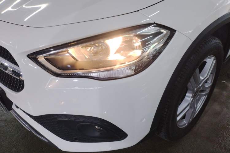 Used Mercedes-Benz GLA 2020 GLA 180 Left Front Headlight