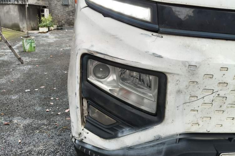 Used Farizon Xingxiang V 2022 Star Enjoy V6E Long Wheelbase Guoxuan 38.7 kWh Right Front Headlight