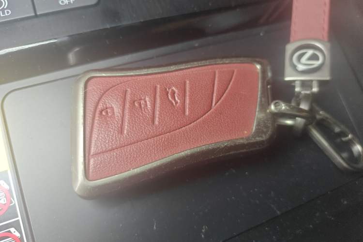 Used Lexus ES 2025 200 Premium Edition
