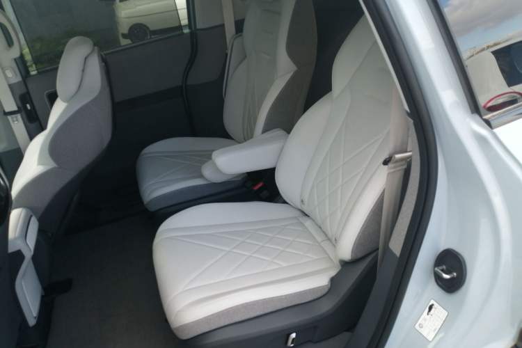 Used ARCFOX Kaola 2023 Family Edition