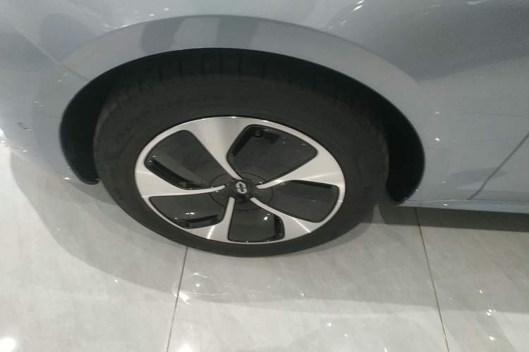 Used Hima AITO M5 2022 Pure Electric Rear-Drive Standard Edition
