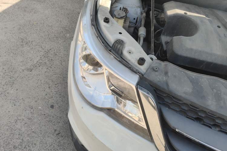 Used Baojun 730 2014 1.5L manual Comfort version 7 seats
