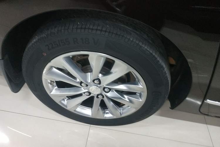 Used Buick GL8 2020 Avenir Avia Six-Seat Deluxe Edition
