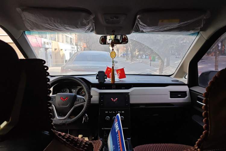 Used Wuling Zhengcheng 2021 1.5T Manual Luxury Version
