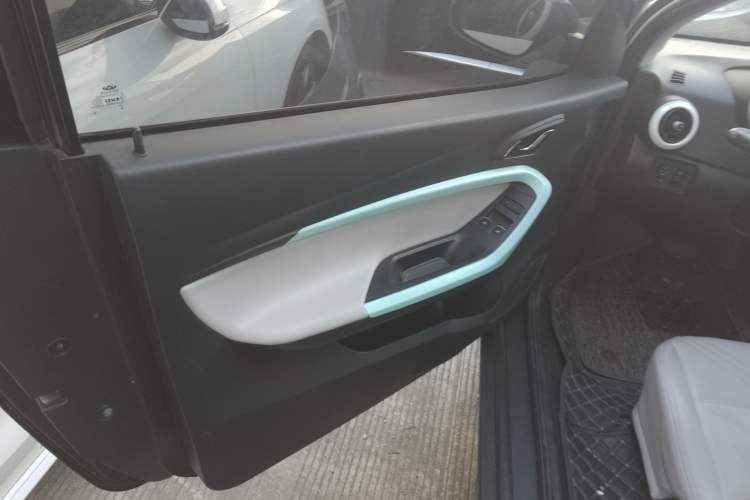 Used Chery New Energy Little Ant 2021 Revised Version 150 000 Yuan Ant Fan Edition New Ant Cool Edition Lithium Iron Phosphate
