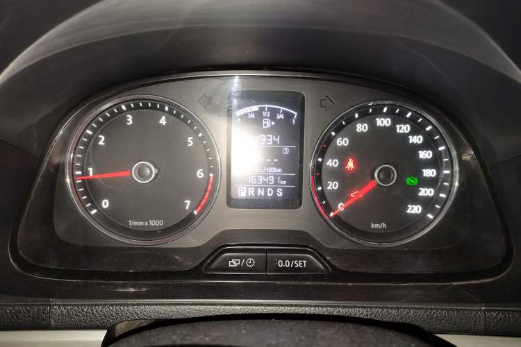 Used Volkswagen Lavida 2013 1.6L Automatic Comfort Edition