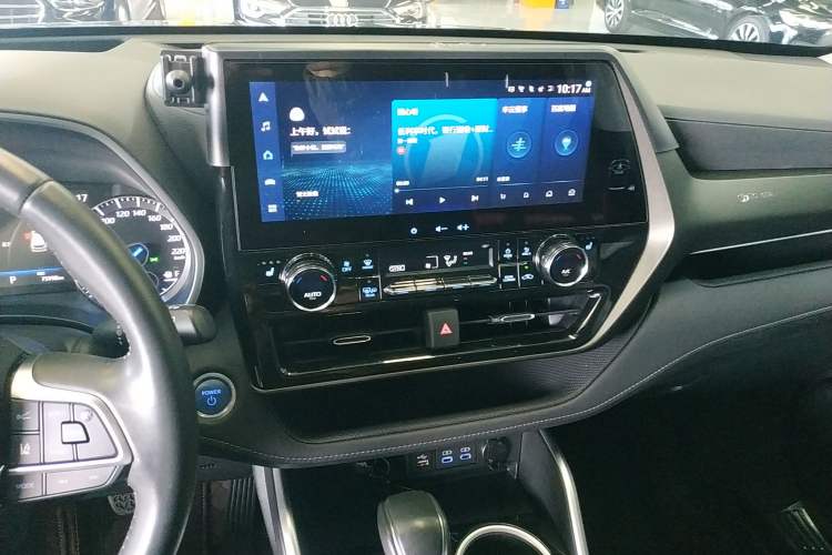 Used Toyota Highlander 2022 Dual-Engine 2.5L Four-Wheel Drive Prestige Version 7 Seats
