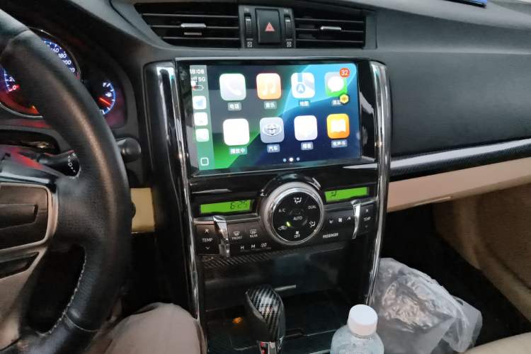 Used Toyota Reiz 2010 2.5V Fengdu Elite Edition Audio And AC Panel