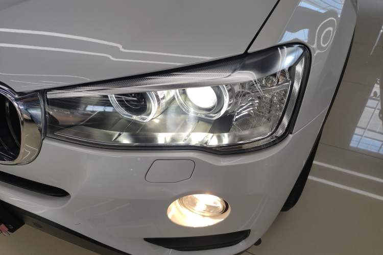 Used BMW X3 2016 sDrive20i
