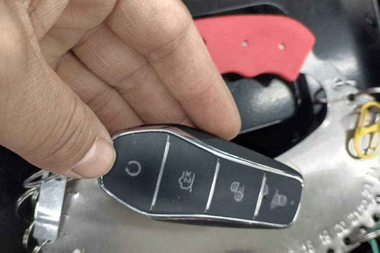 Used BYD Qin PLUS 2025 DM-i Smart Drive 120KM Superior Model
