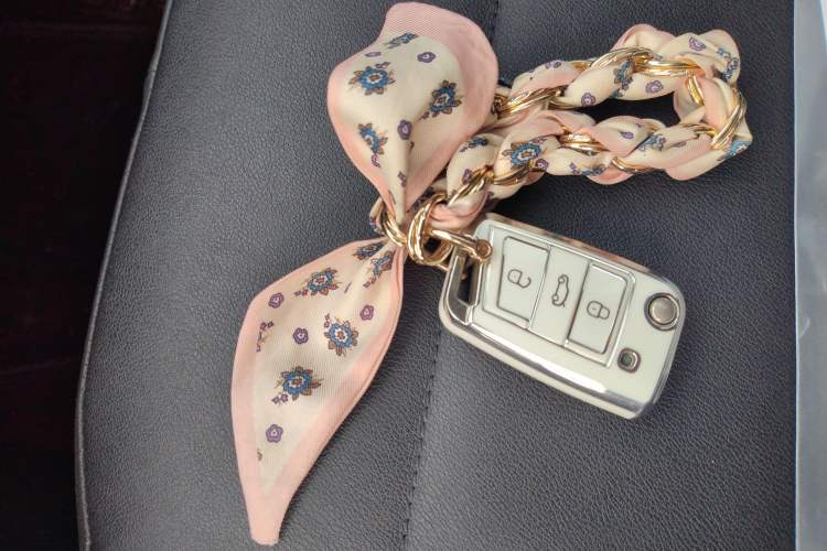 Used Volkswagen T-ROC 2021 280TSI DSG Two-Wheel Drive Comfort Connect Edition
