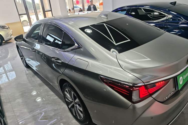 Used Lexus ES 2020 200 Excellence Edition