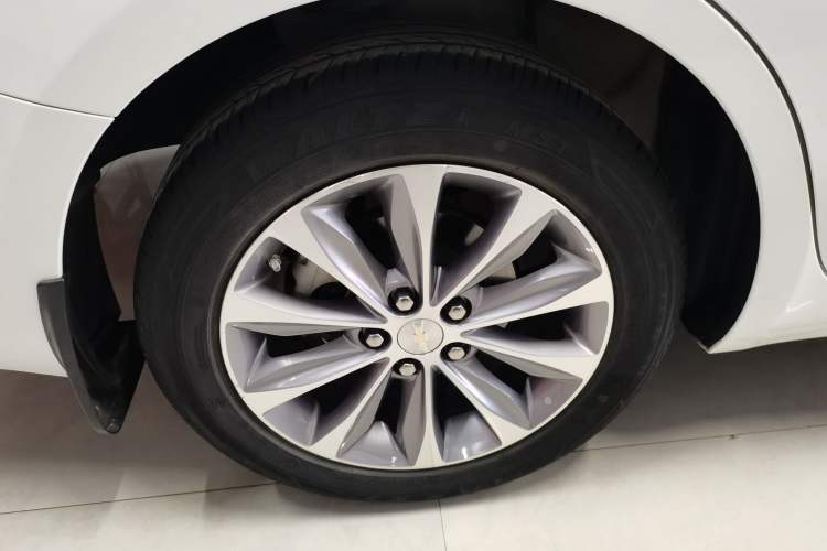 Used Chevrolet Monza 2022 320 Automatic Enjoyment Sunroof Version
