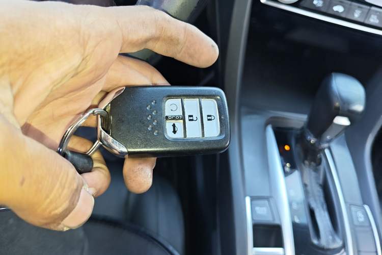 Used Honda Civic 2016 220TURBO CVT Prestige Edition
