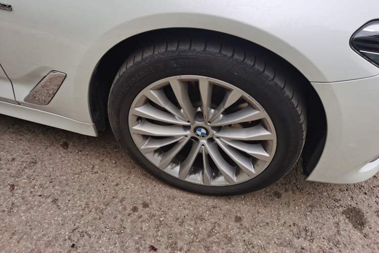 Used BMW 5 Series 2018 525Li Luxury Package