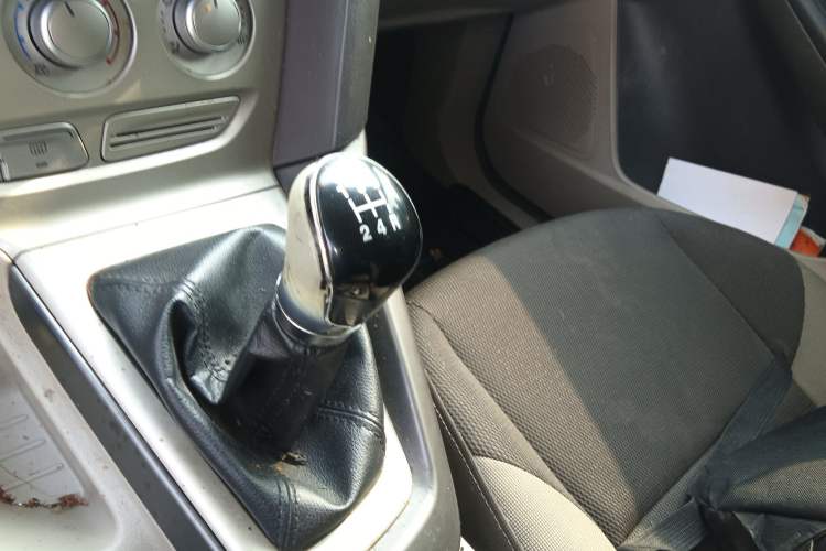 Used Ford Focus 2012 Sedan 1.6L Manual Comfort Model
