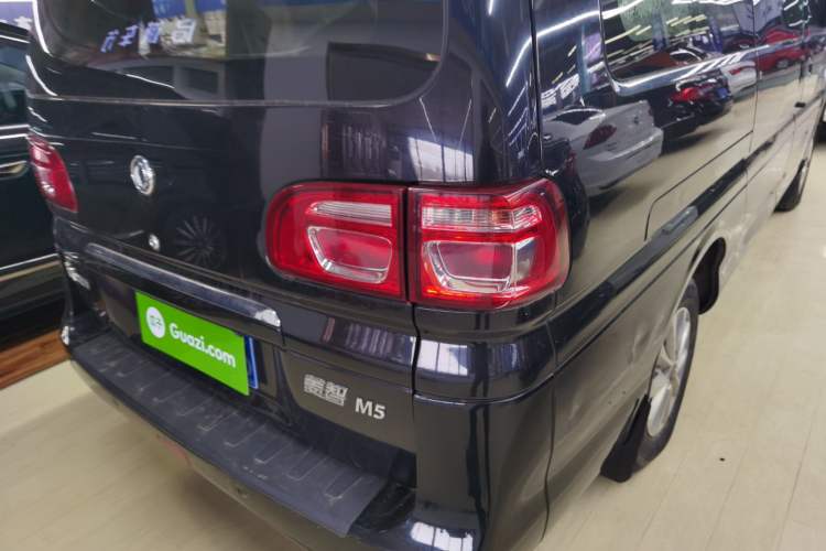 Used FORTHING Lingzhi 2018 M5L 1.6L 7-Seater Luxury Model