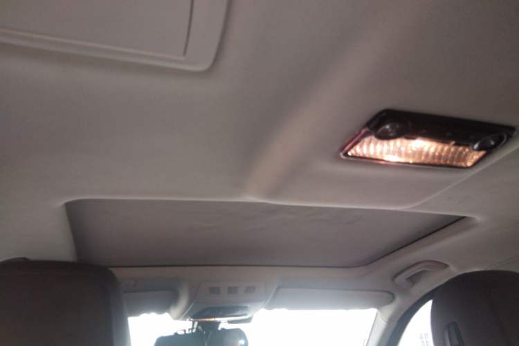 Used BMW 5 Series 2014 525Li Luxury Design Package
