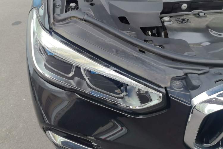 Used BMW X5 2022 xDrive 30Li Luxury M Sport Package