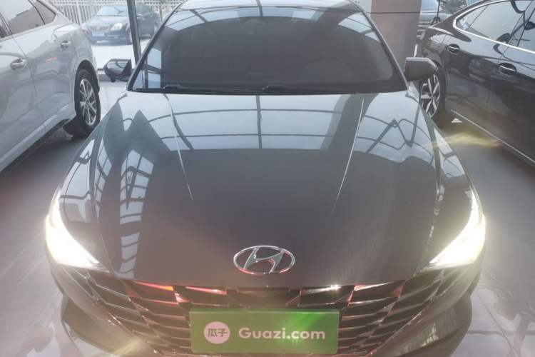 Used Hyundai Elantra 2022 1.5L CVT LUX Prestige Edition