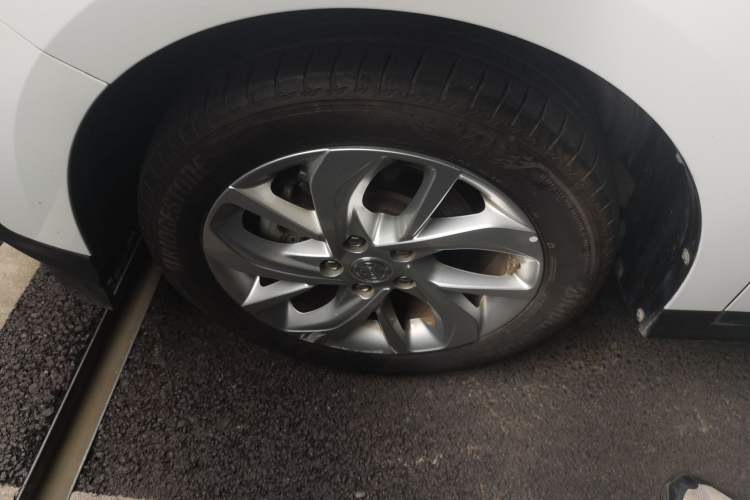 Used Buick Velite 6 2023 430km Range Commuter Version