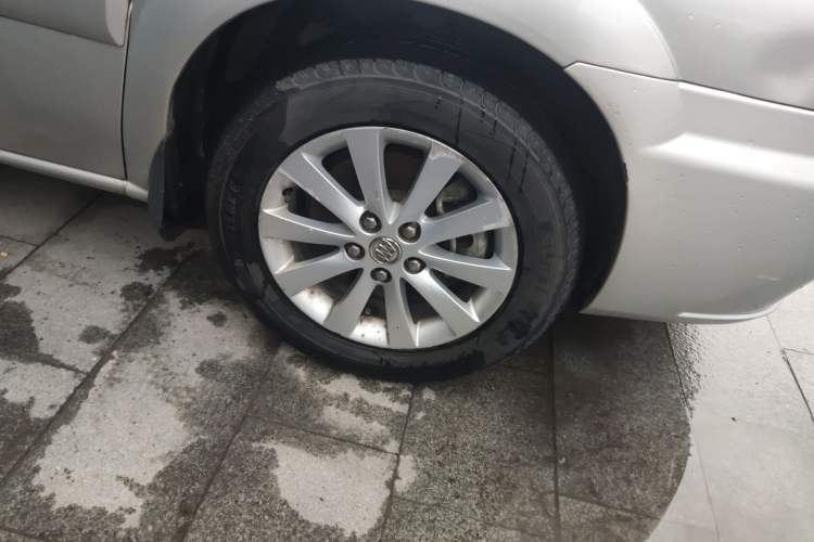 Used Buick GL8 2011 2.4L LT Executive Edition