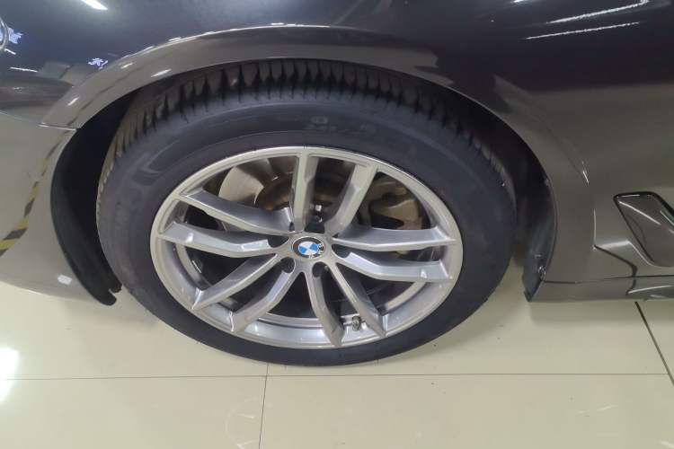 Used BMW 5 Series 2019 Restyled 525i M Sport Package
