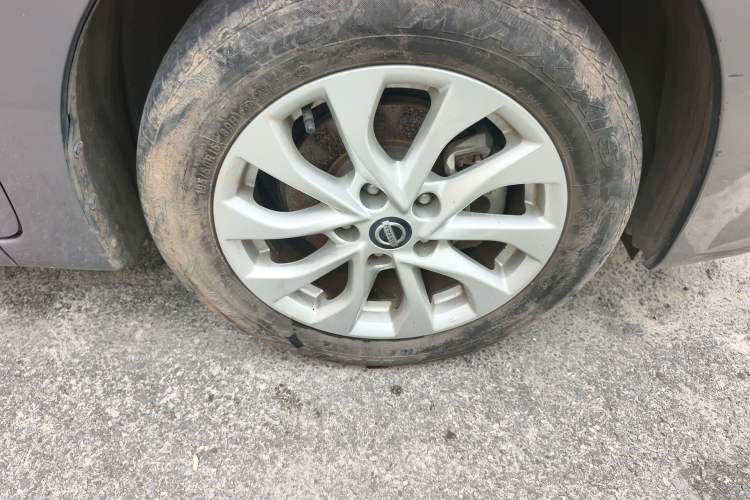 Used Nissan Sylphy 2021 Classic 1.6XL CVT Luxury Edition Right Front Wheel Hub