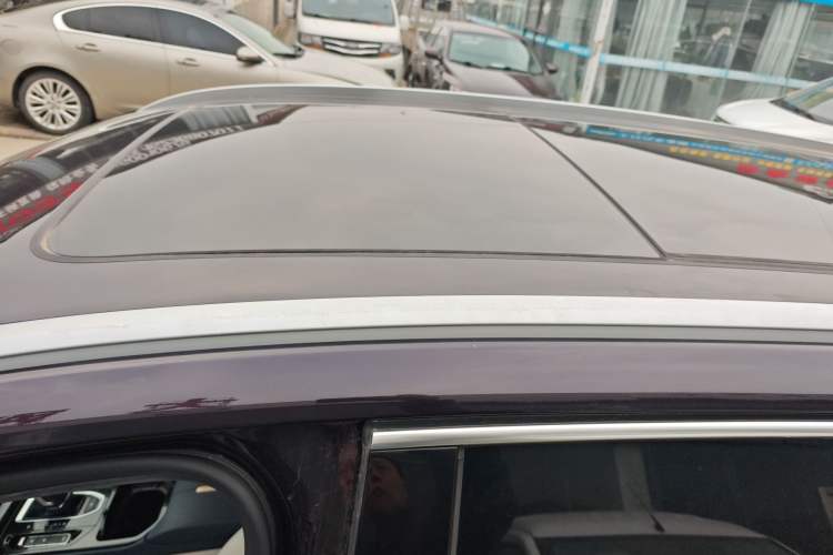 Used Wuling Victory 2023 2.0L DHT Luxury Edition
