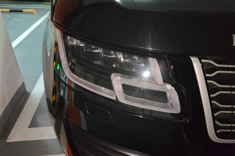 Used Land Rover Range Rover 2021 3.0 L6 Century Extended Classic Edition