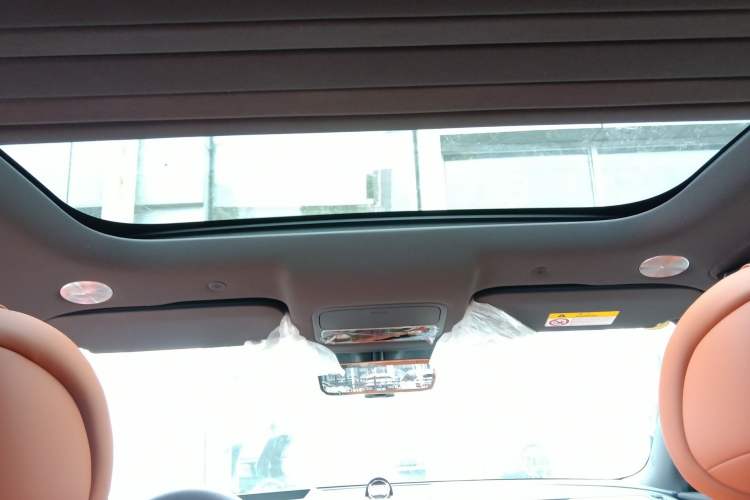 Used Hima AITO M9 2025 Extended-Range Ultra Version 52 kWh 6-Seater Headliner