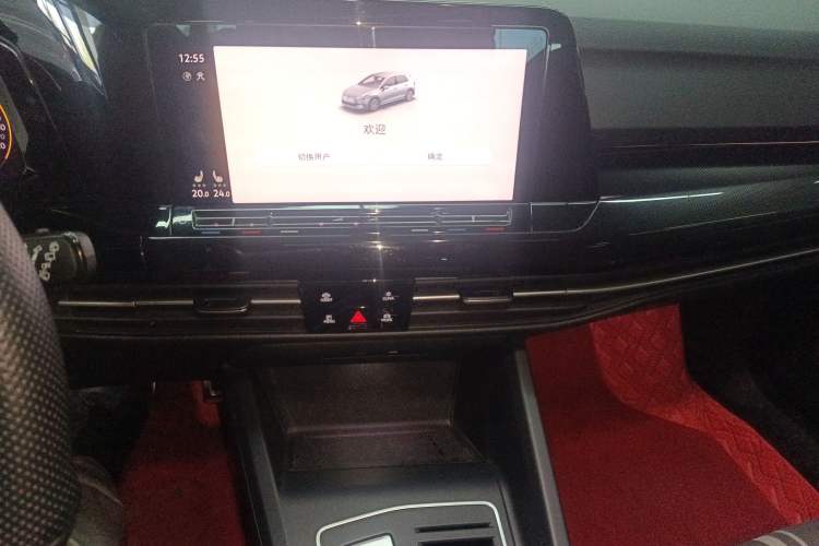 Used Volkswagen Golf 2023 Facelift 280TSI DSG R-Line Lite Audio And AC Panel