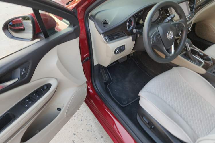 Used Buick Verano 2018 Sedan 15S Automatic Leading Model Interior 3