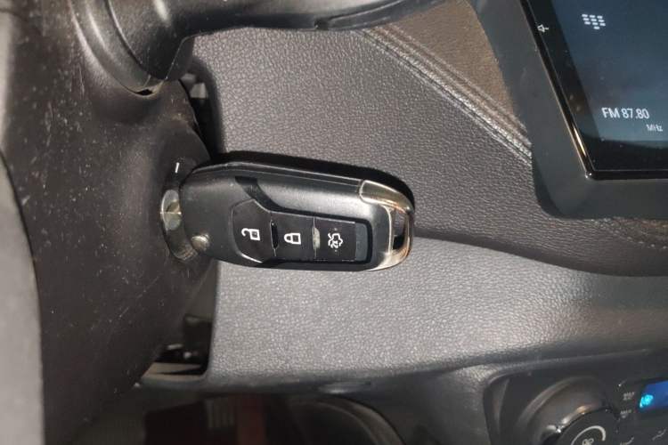 Used Ford Escort 2015 1.5L Automatic Fashion Model
