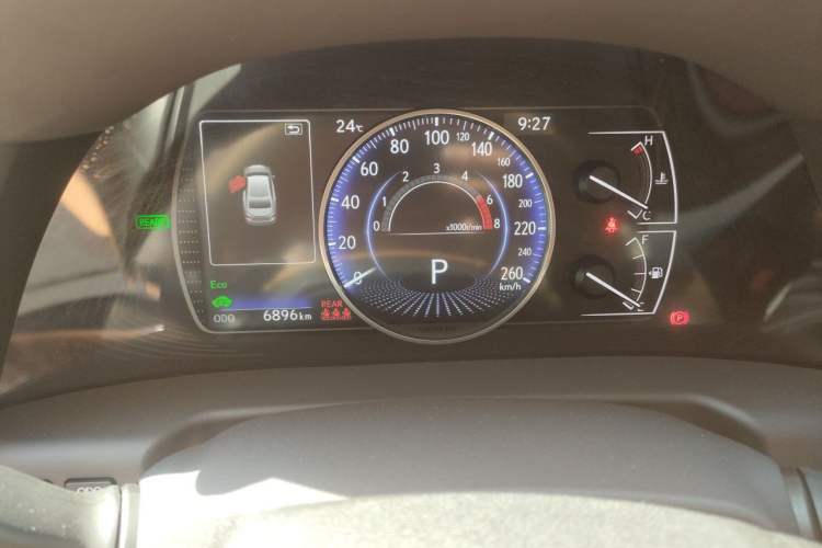 Used Lexus ES 2025 300h Deluxe Edition
