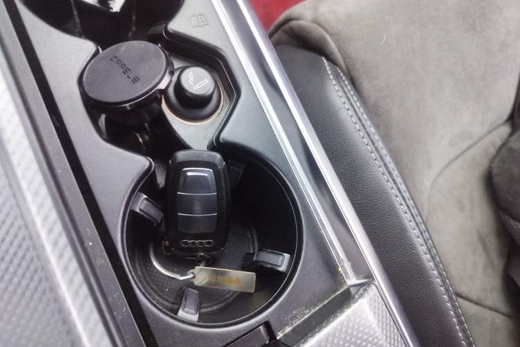 Used Audi A6L 2019 40 TFSI Luxury Dynamic Model Vehicle Key