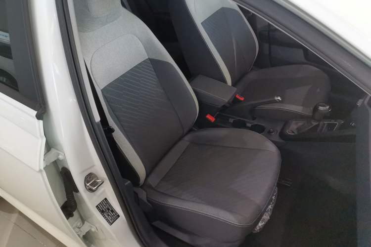 Used Volkswagen Lavida 2023 New Rui 1.5L Automatic New Yi Edition