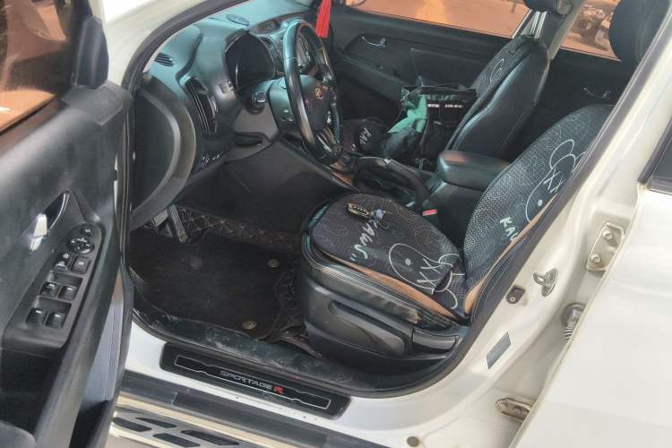 Used Kia Sportage R 2014 2.0L Automatic Two-Wheel Drive GLS Trim Driver Seat