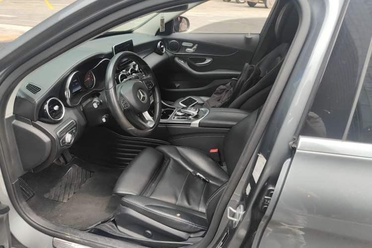 Used Mercedes-Benz C-Class 2017 Facelift C 200 L Sport Edition
