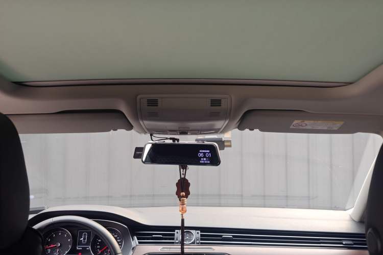 Used Volkswagen Magotan 2019 330TSI DSG Leading Edition China V Standard
