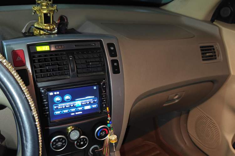 Used Hyundai Tucson 2009 2.0L Manual Two-Wheel Drive Fashion Edition