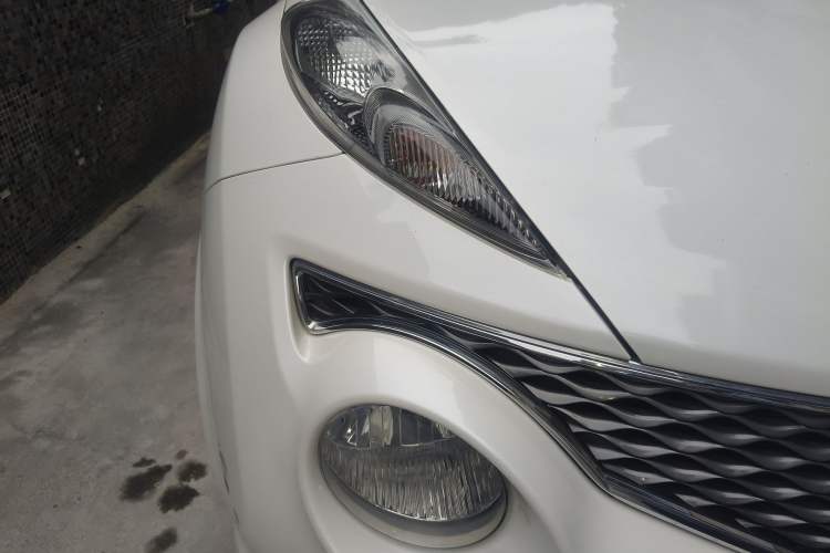 Used Infiniti ESQ 2014 1.6L Spontaneous Edition
