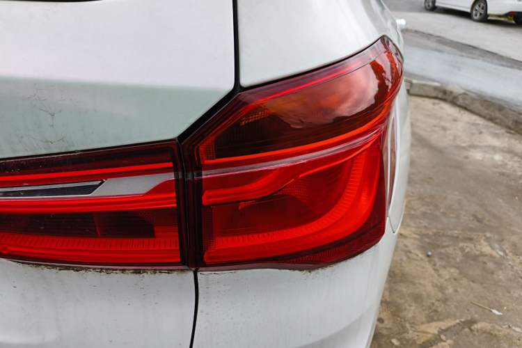 Used BMW X1 2018 sDrive20Li Leading Model
